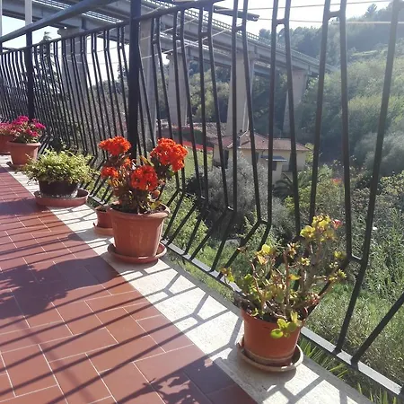 Casa Camelia * Imperia